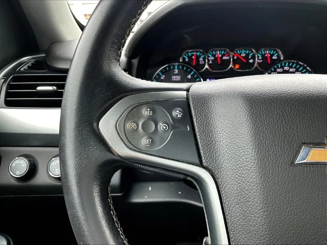 Used 2019 Gray Chevrolet LT image 14