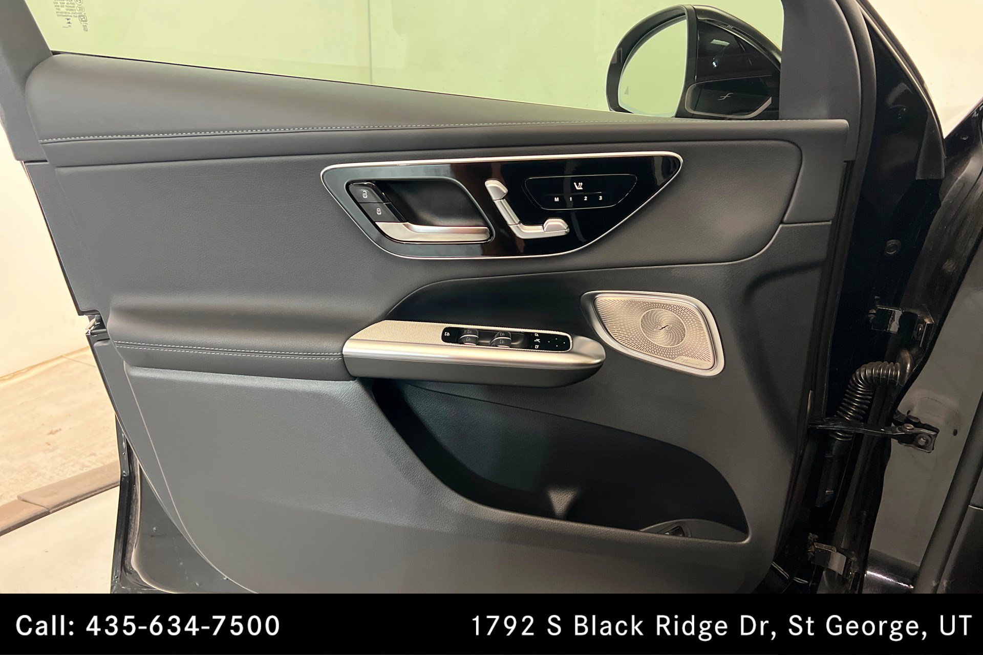 Certified Used 2026 Black Mercedes-Benz GLC 300 image 15