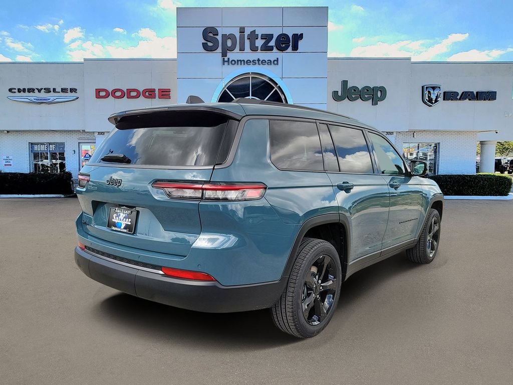 New 2026 Steel Blue Exterior Paint Jeep Limited image 2