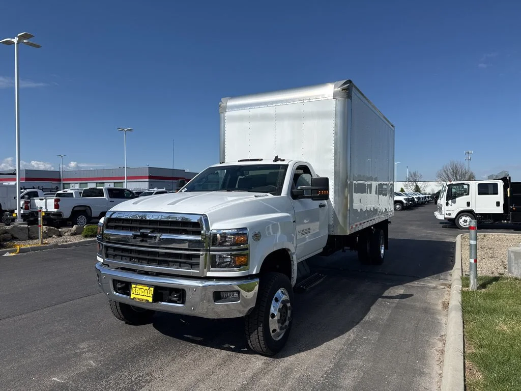 2024 Chevrolet Silverado 4500 Medium Duty Chassis Cab