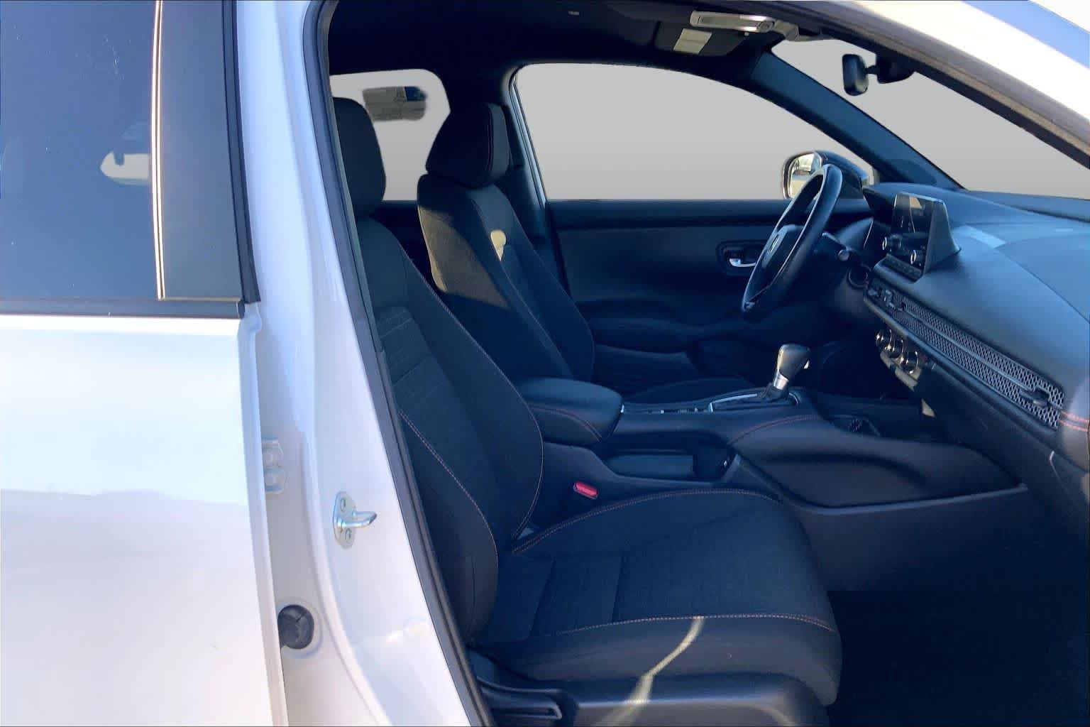 Used 2023 Platinum White Pearl Honda Sport image 9