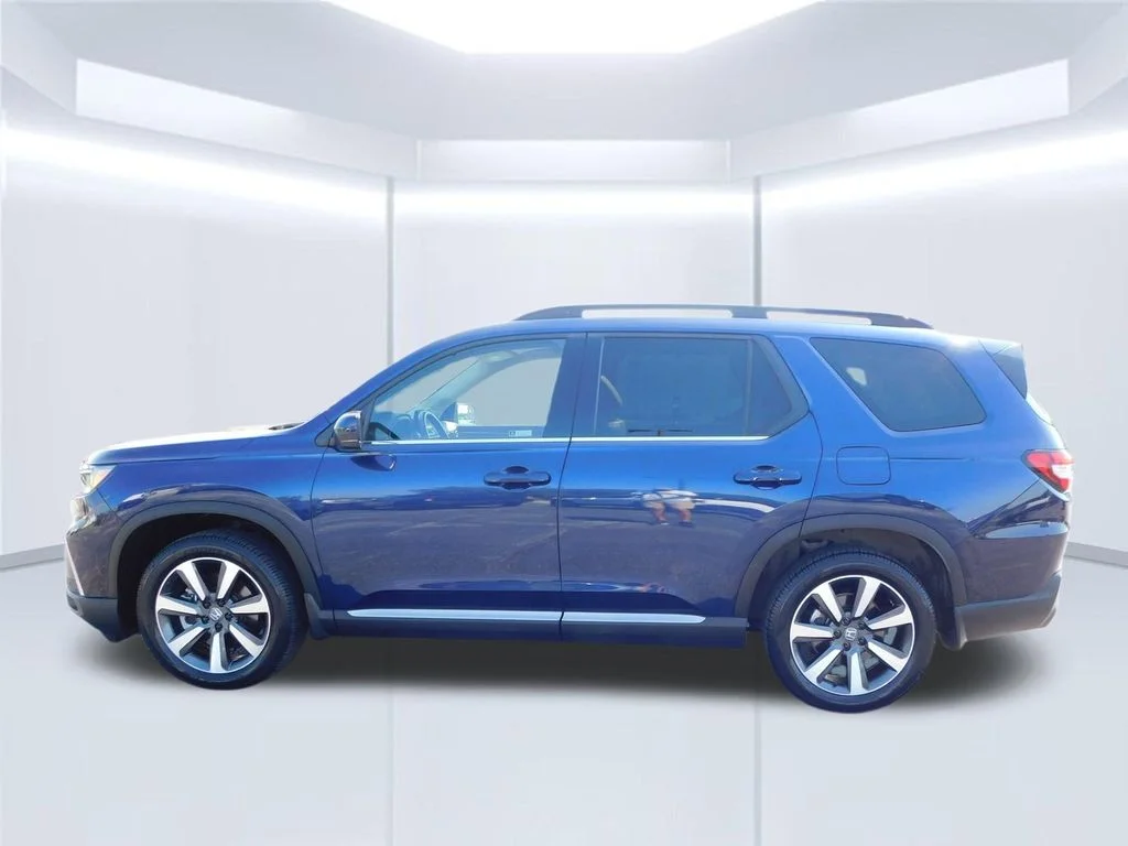 Certified Used 2024  Honda Touring image 6
