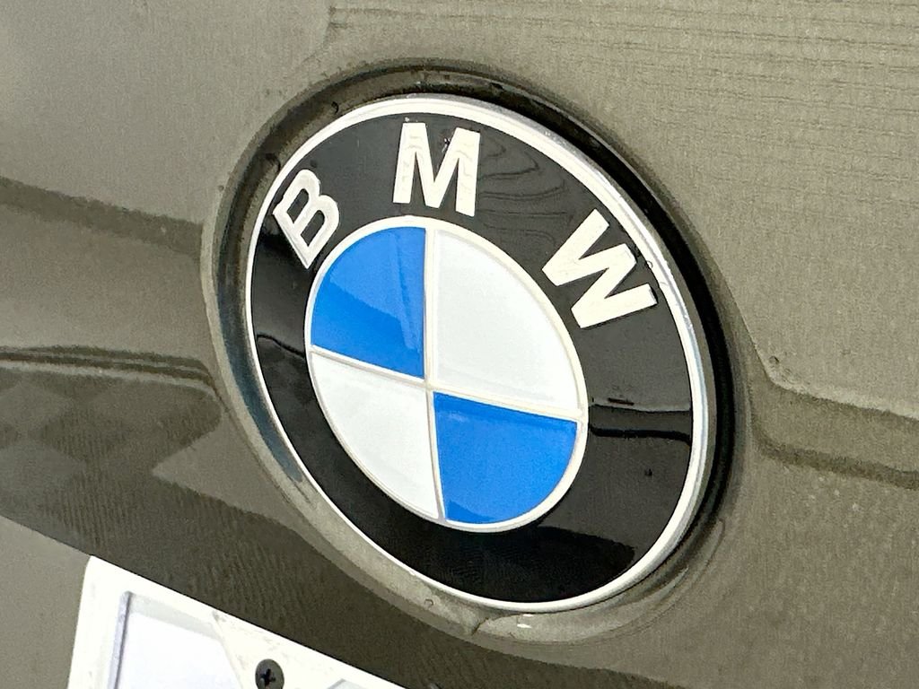 Used 2026 Manhattan Green Metallic BMW sDrive40i image 22