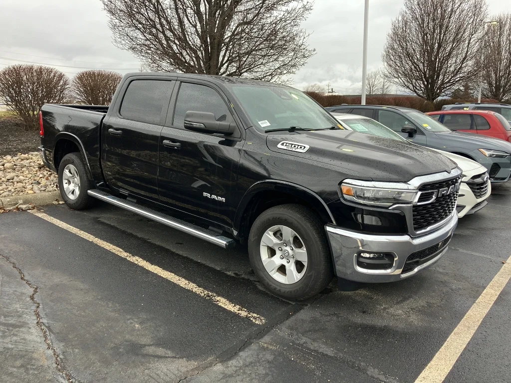 Used 2025 Diamond Black Crystal Pearl Coat Ram Big Horn image 31
