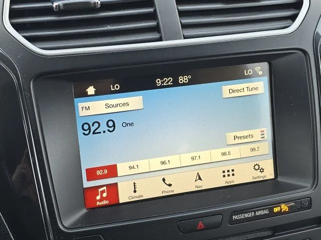 Used 2018 Gray Ford XLT image 31