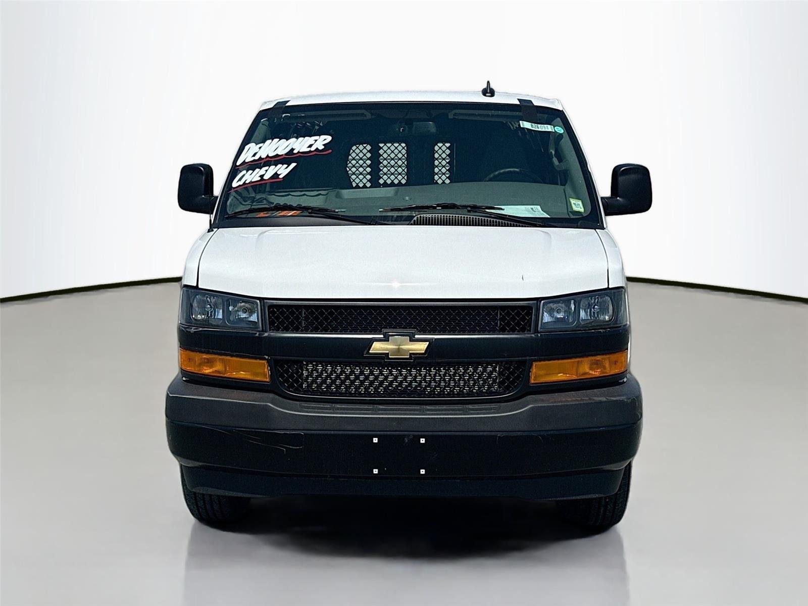 2026 Chevrolet Express Cargo Work Van - Photo 4