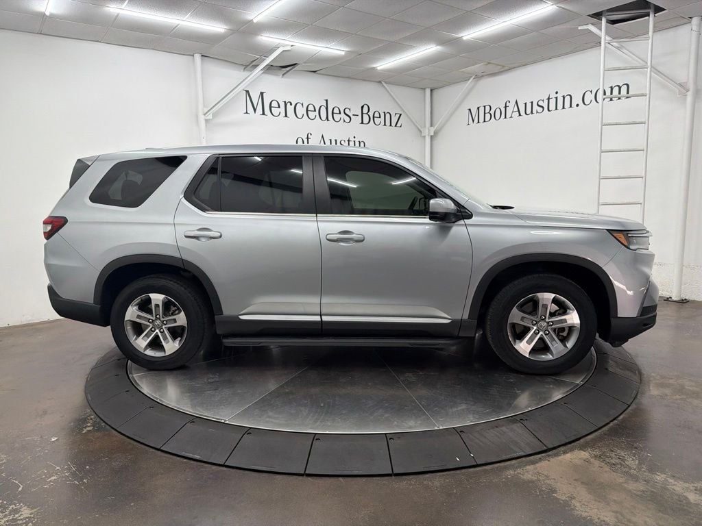 Used 2024 Silver Honda EX-L image 8