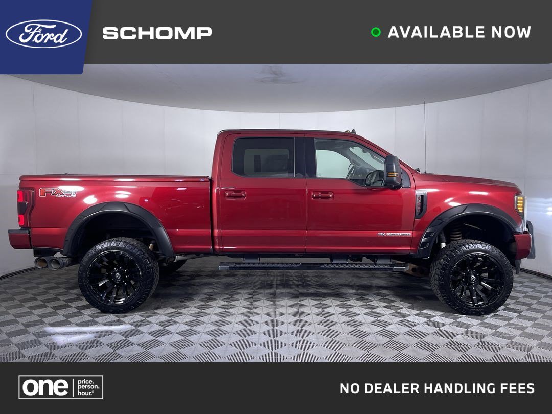 2019 Ford F-250 Lariat 4x4 Crew Cab 6-3/4' Box's photo