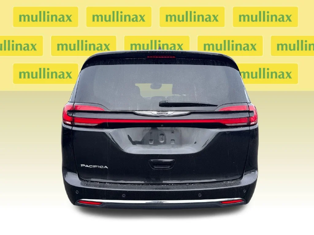 Certified Used 2023 Black Chrysler Touring L image 31