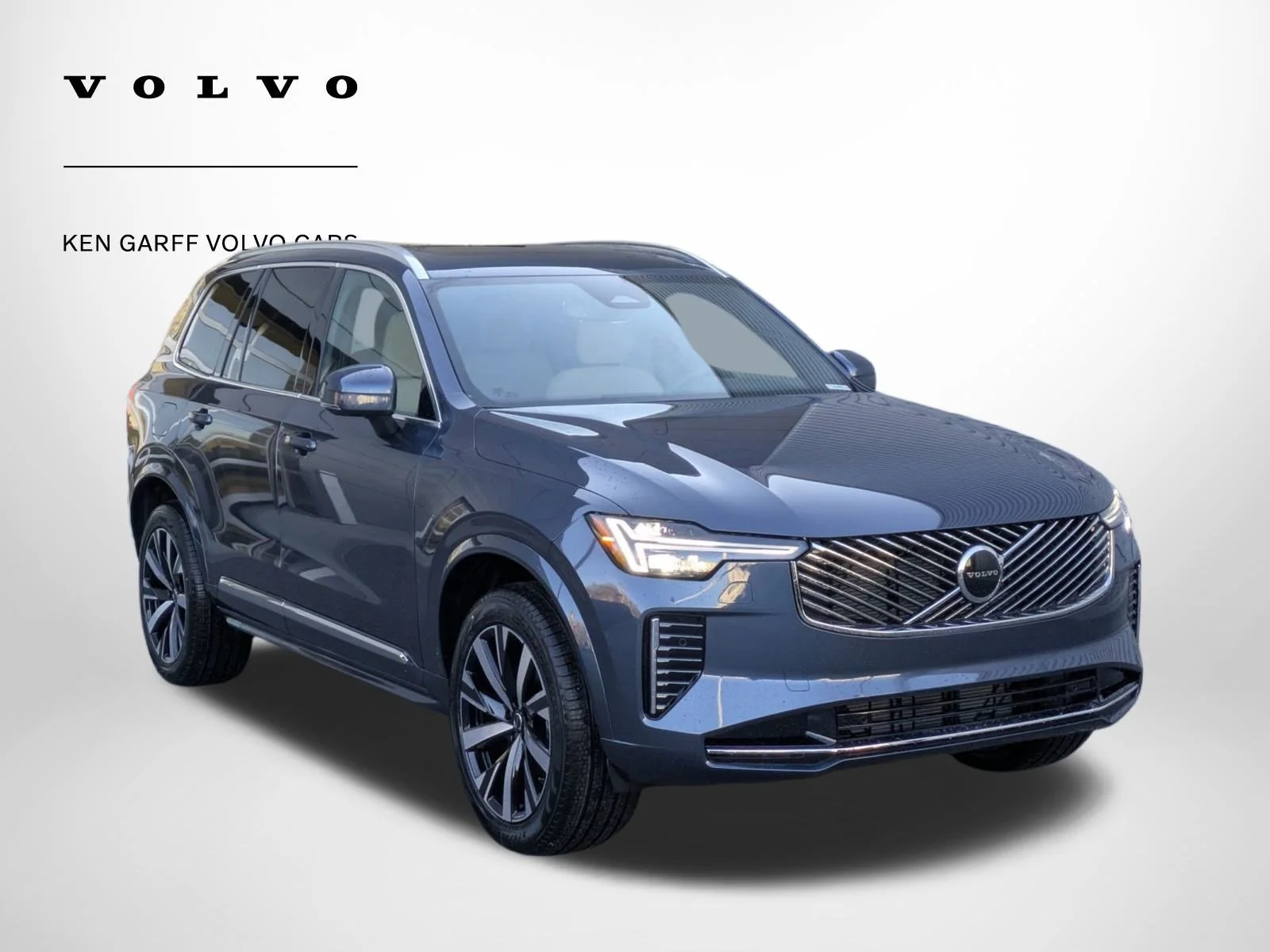2026 Volvo XC90 B5 Core Bright 4WD's photo