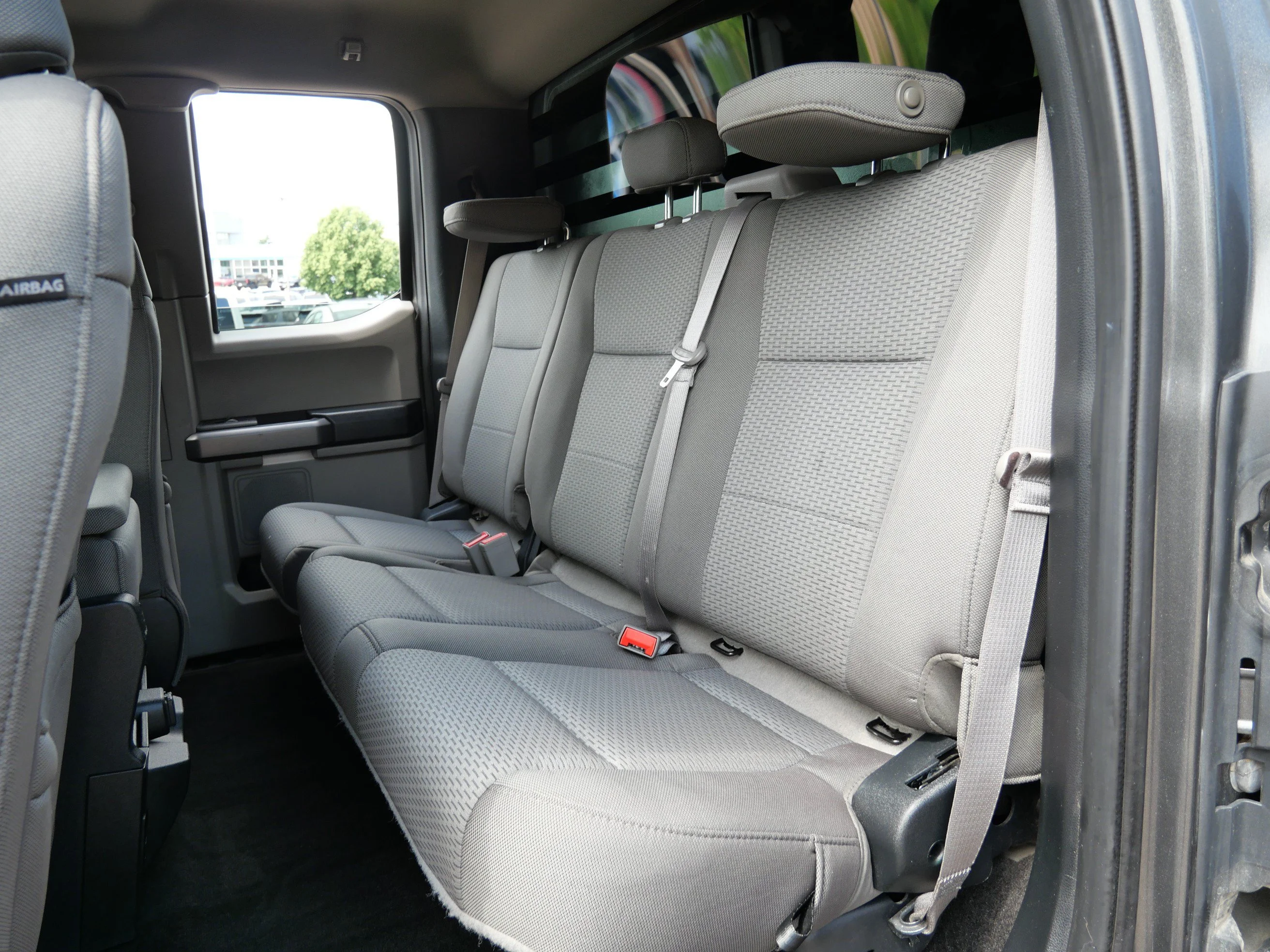Used 2019 Magnetic Metallic Ford XLT 4WD SuperCab 6.5 Box image 13