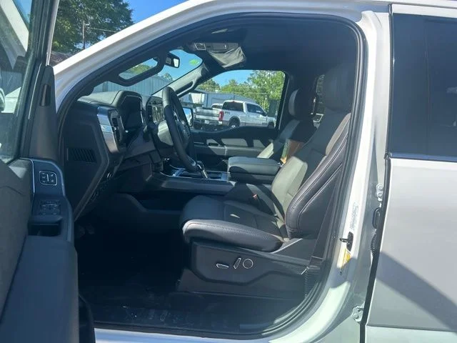 New 2026 White Ford Lariat image 9