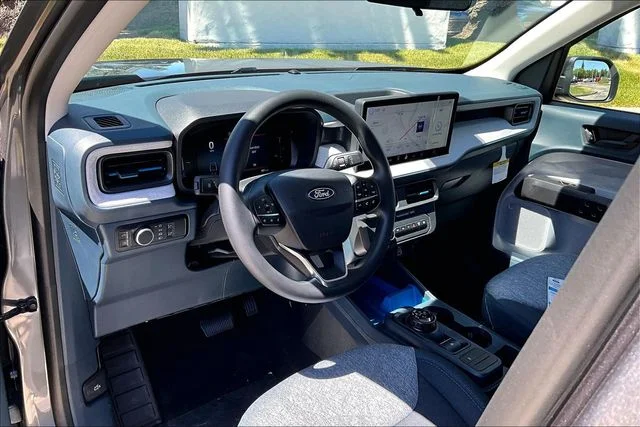 New 2026 Carbonized Gray Metallic Ford XLT image 6
