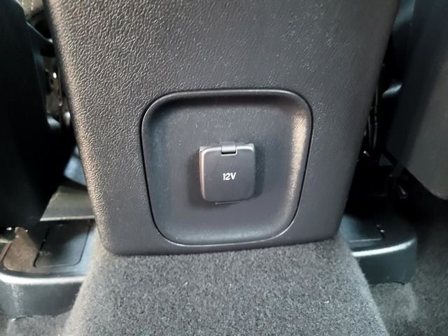 Used 2021 White Ford S image 13
