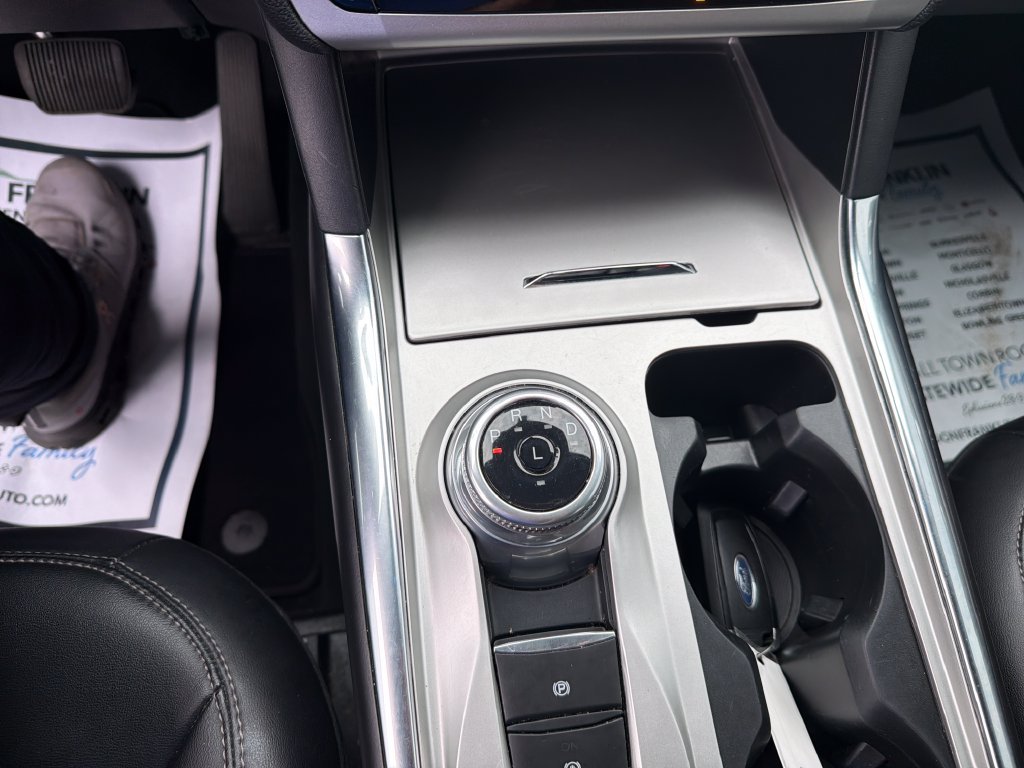 Used 2022 Silver Ford XLT image 16