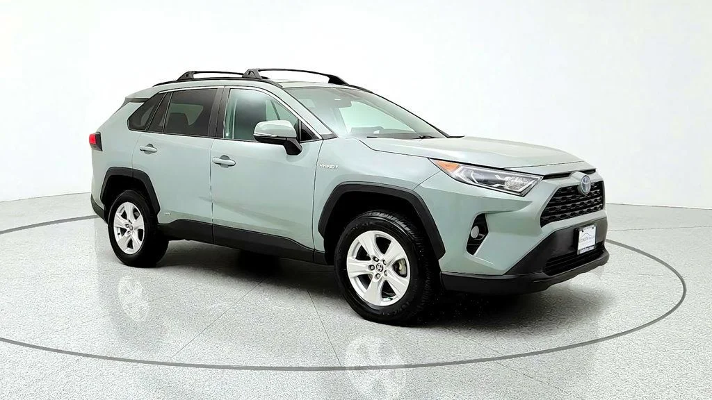 Used 2021 Lunar Rock Toyota Hybrid XLE AWD w/ Weather Package image 3