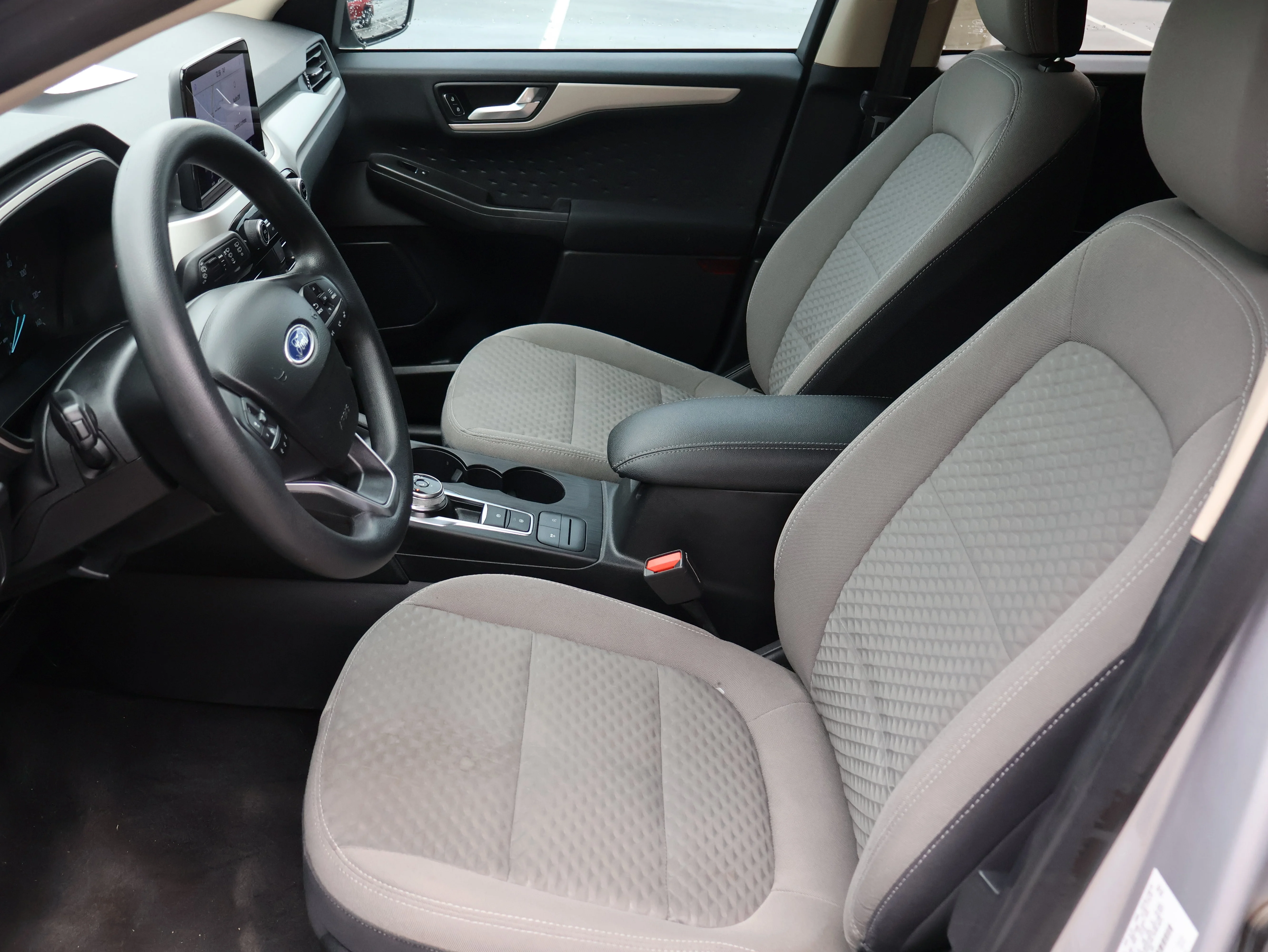 Used 2020 Ingot Silver Metallic Ford SE image 20