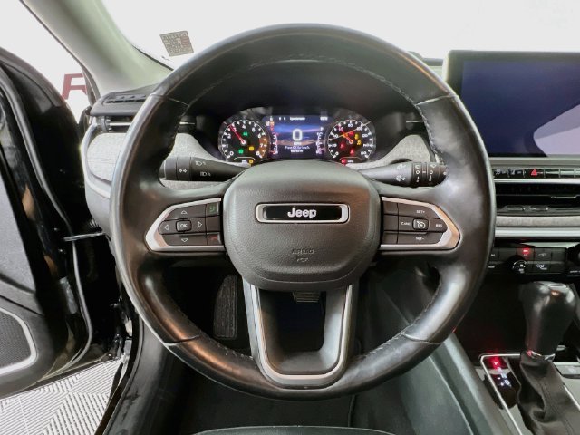 2022 Jeep Compass Latitude Lux - Photo 11