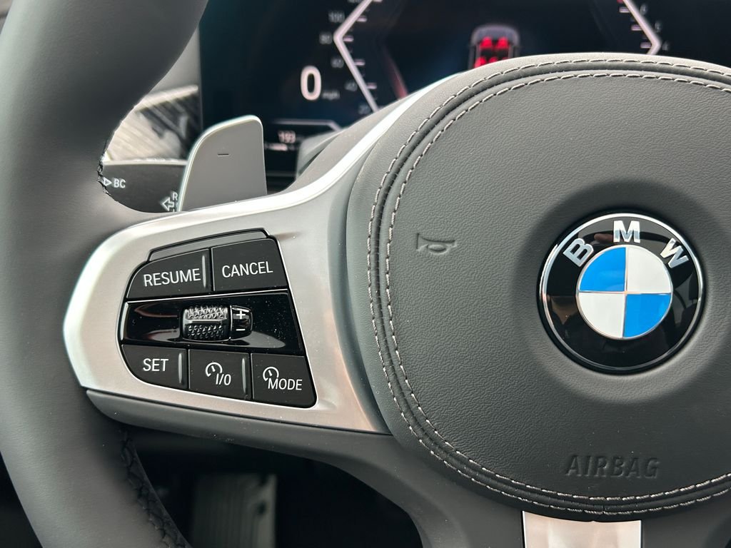 New 2026 Dravit Grey Metallic BMW xDrive40i image 19