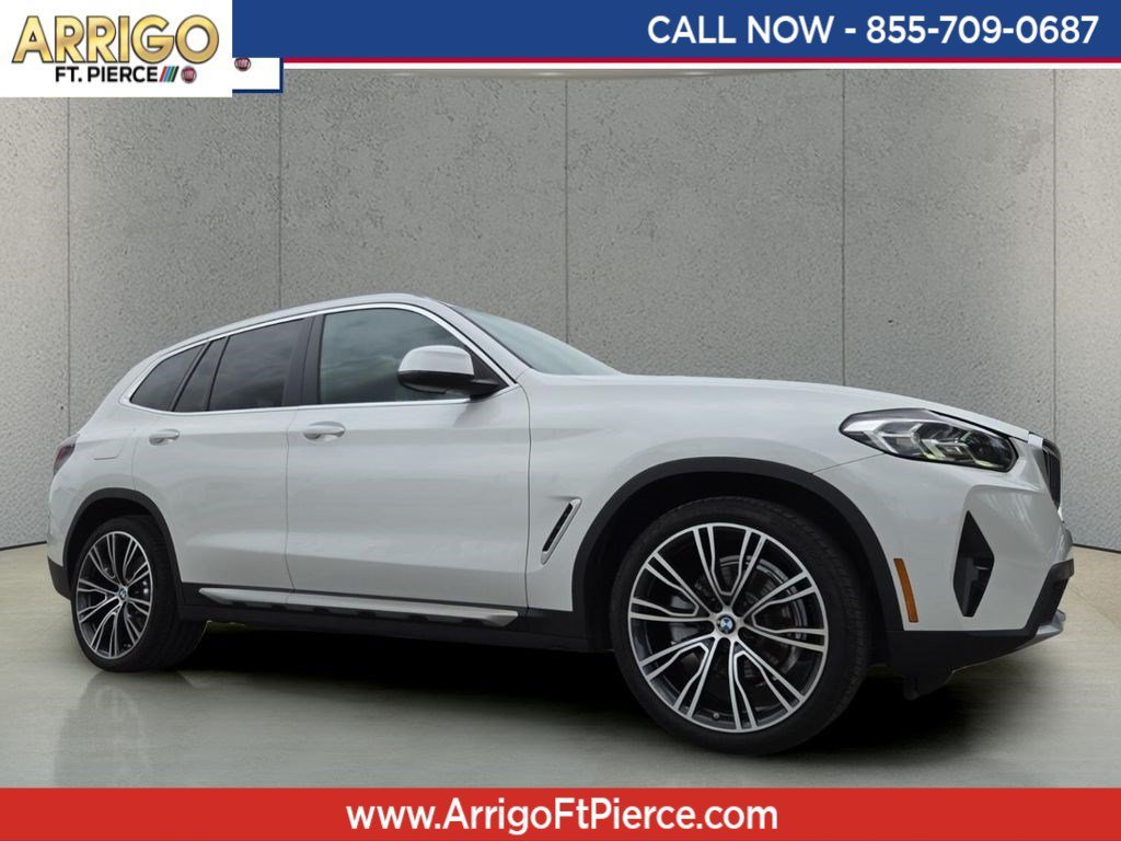 Used 2024 Mineral White Metallic BMW sDrive30i image 1