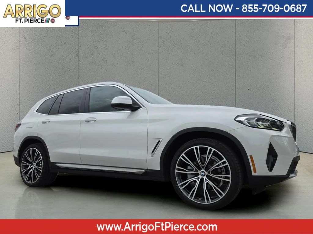Used 2024 Mineral White Metallic BMW sDrive30i image 1