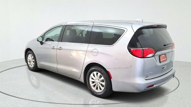 Used 2017 Silver Chrysler Touring image 8