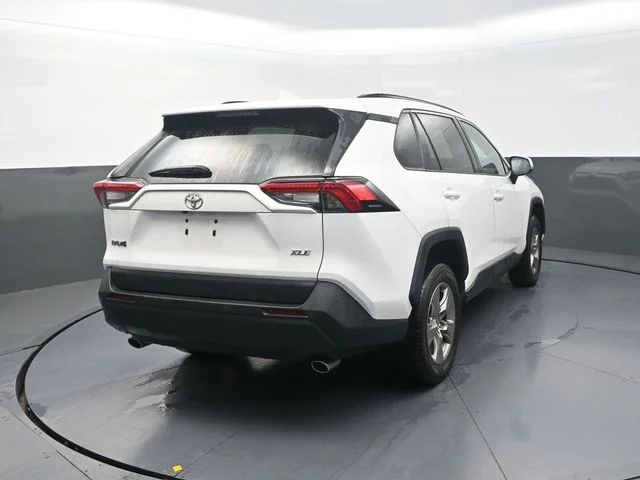 Used 2024 White Toyota XLE image 8