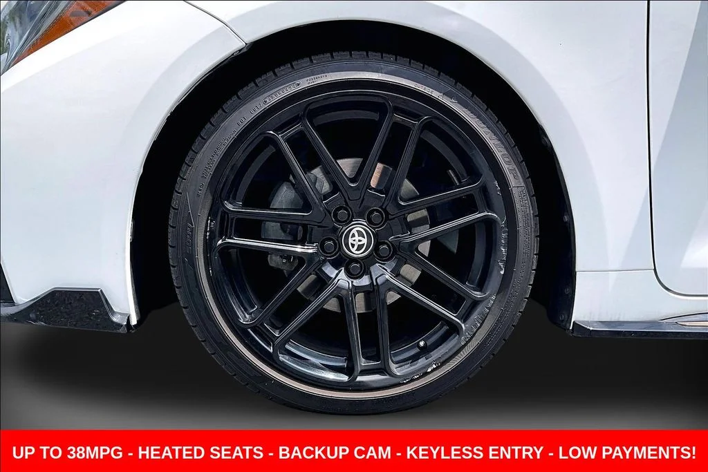 Used 2022 White Toyota APEX XSE image 32