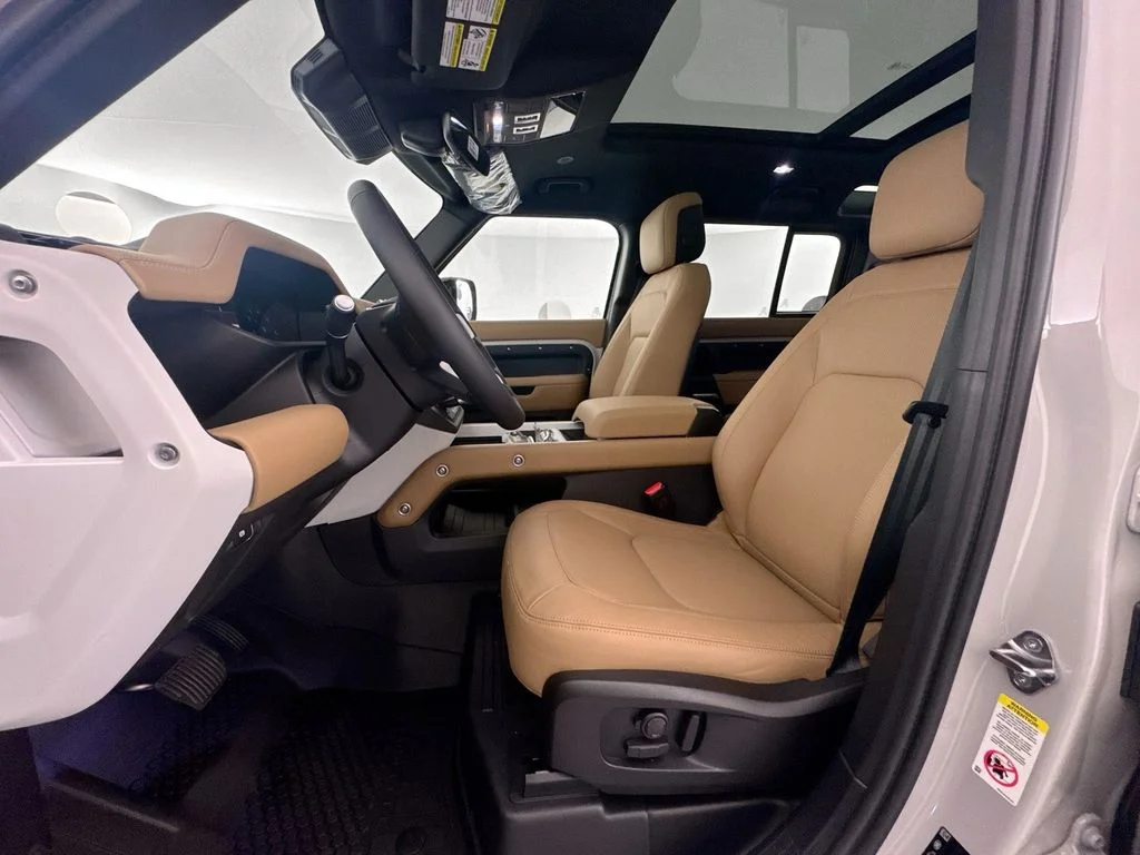 New 2026 Borasco Grey Land Rover X-Dynamic SE image 21
