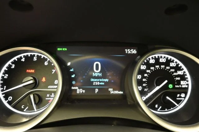Used 2024 White Toyota LE image 22