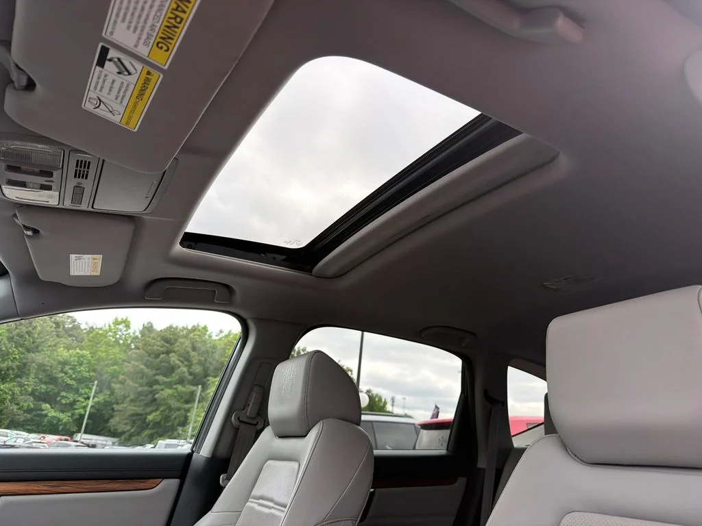 Used 2018 Black Honda Touring image 33