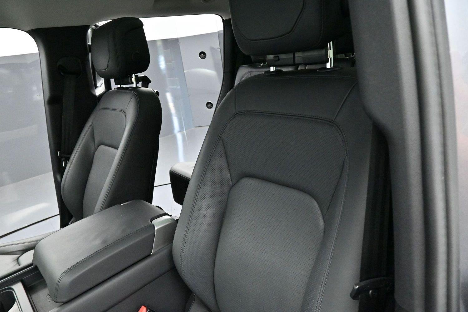 Used 2024 Eiger Grey Metallic Land Rover S image 17