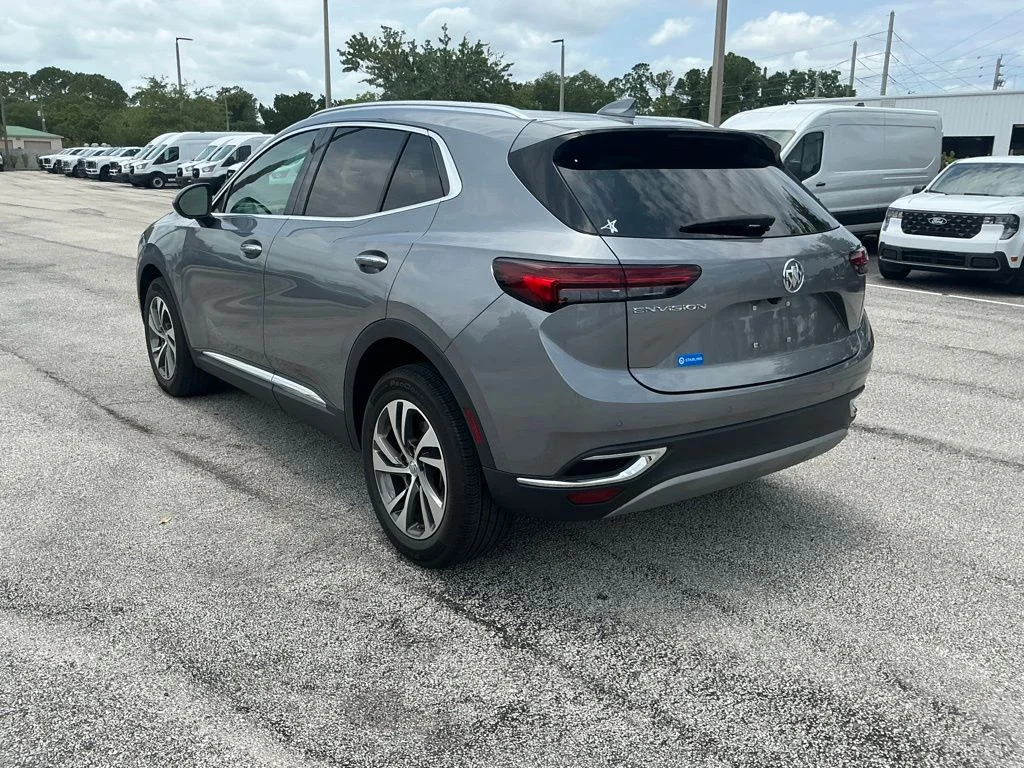 Used 2022 Gray Buick Essence image 6