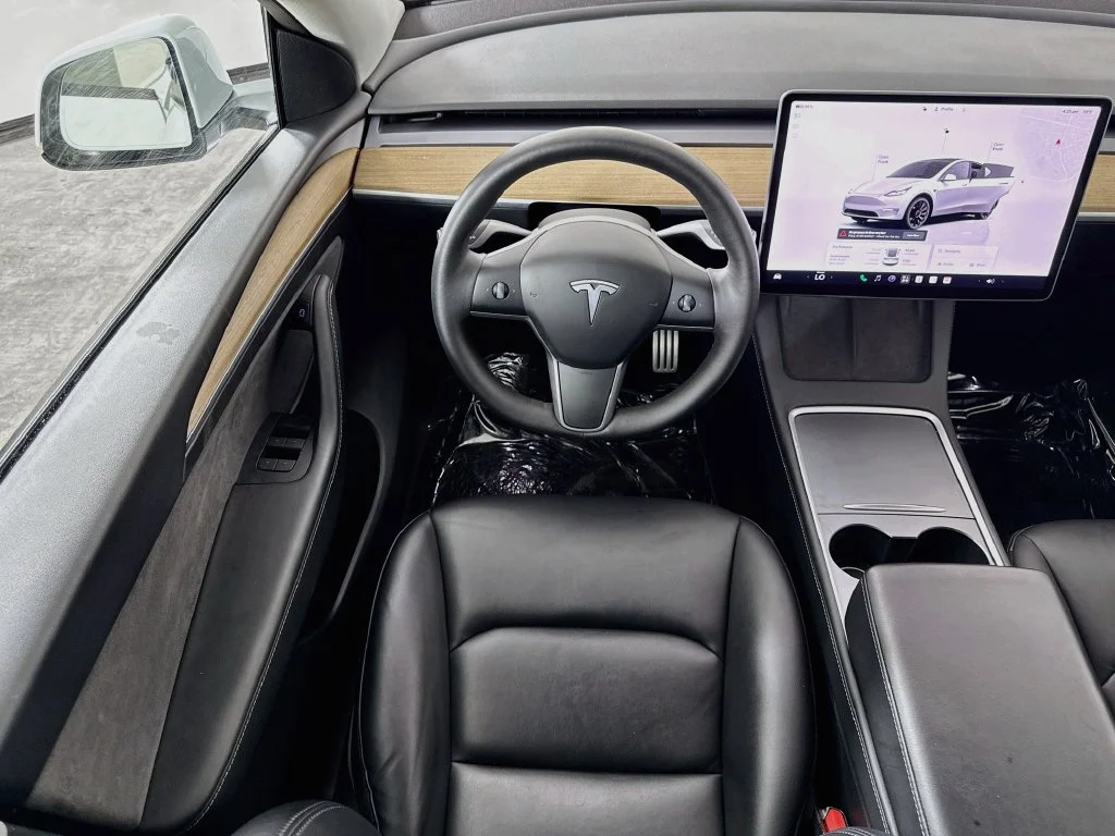 Used 2024 White Tesla Performance image 23