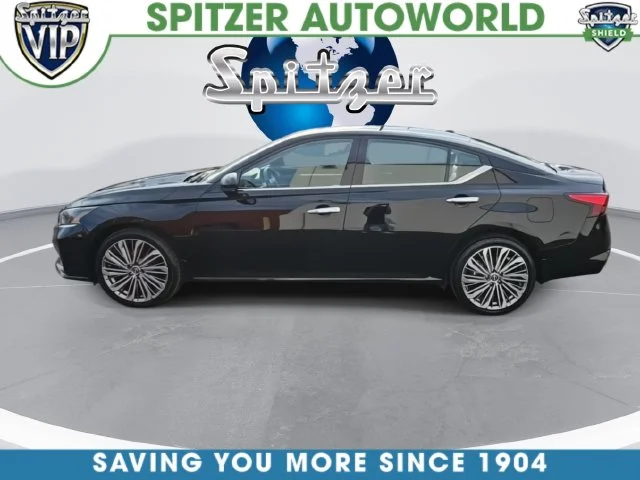 Used 2024 Black Nissan 2.5 SL image 7