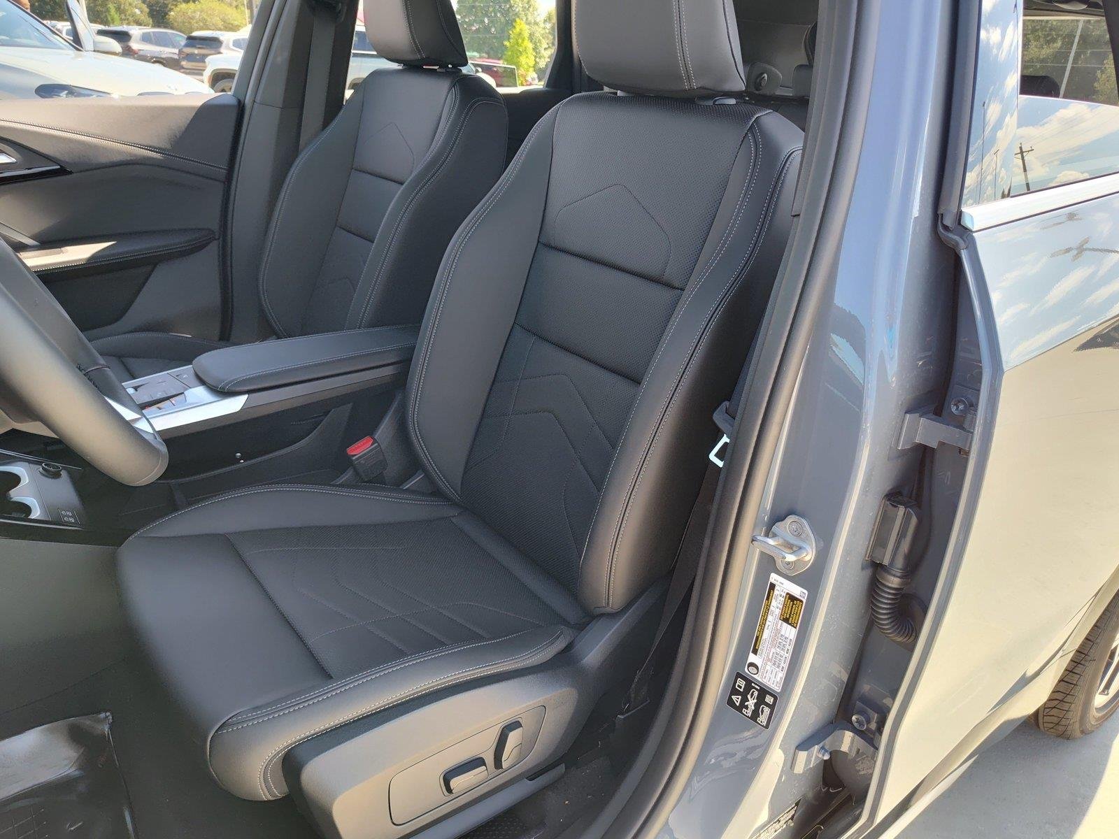 New 2027 Storm Bay Metallic BMW xDrive28i image 6