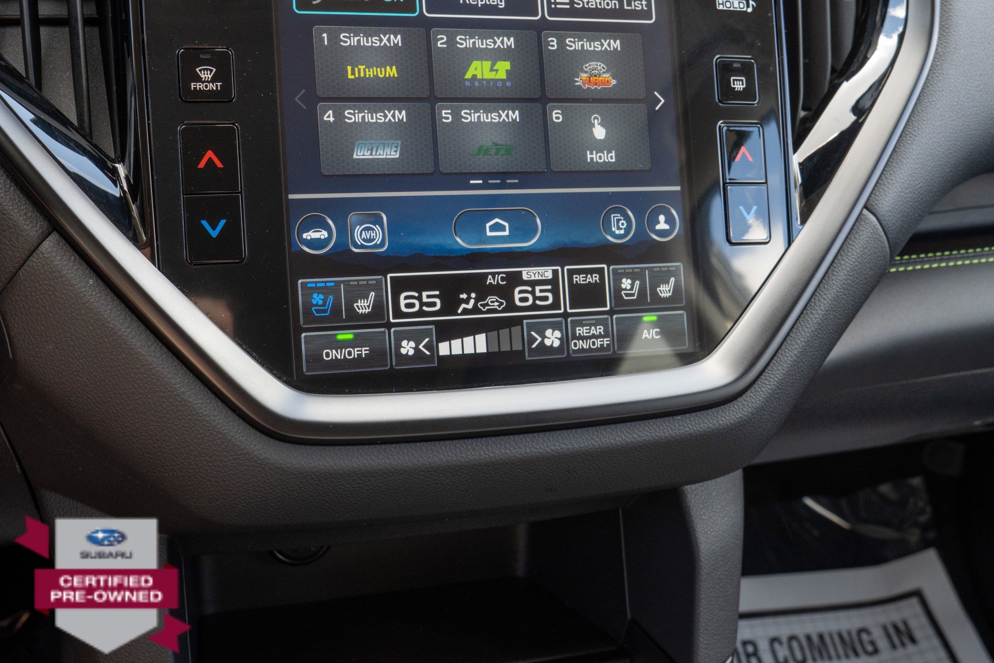 2025 Subaru Ascent Onyx Edition-Touring - Photo 14