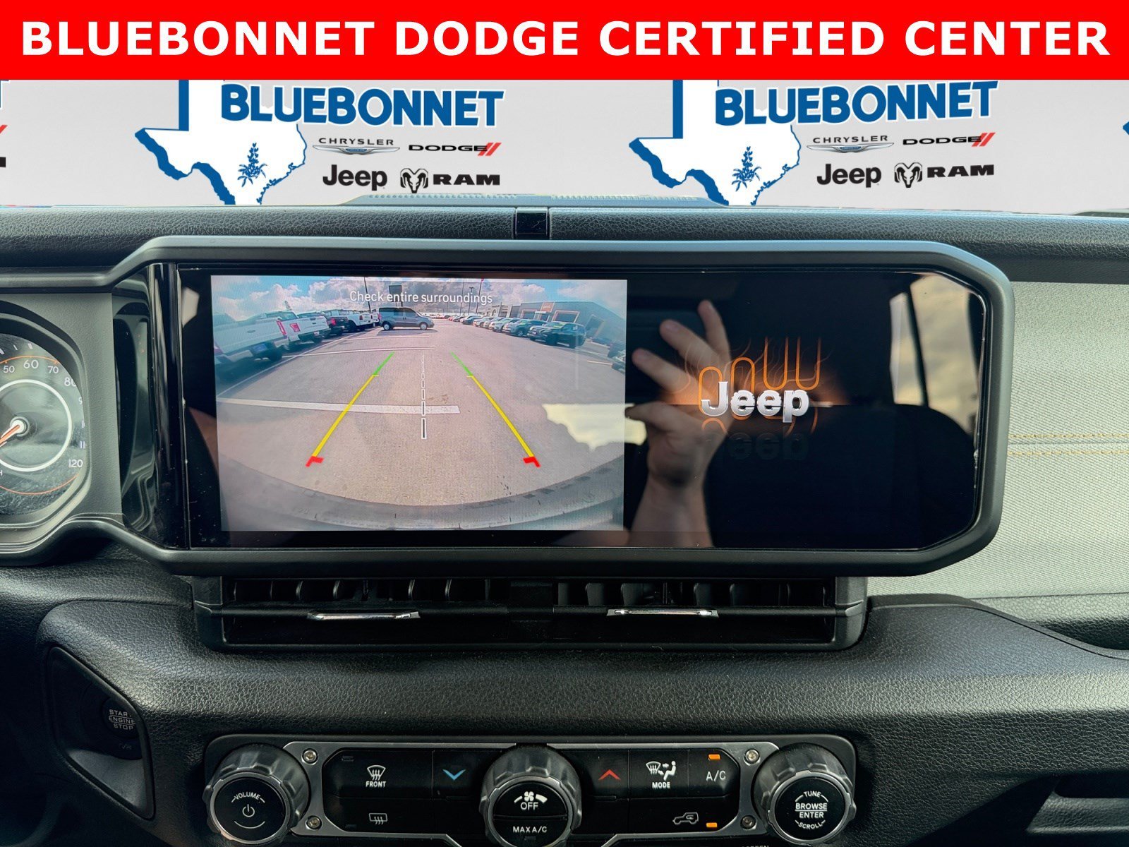 Used 2024 High Velocity Clearcoat Jeep Sport S image 16