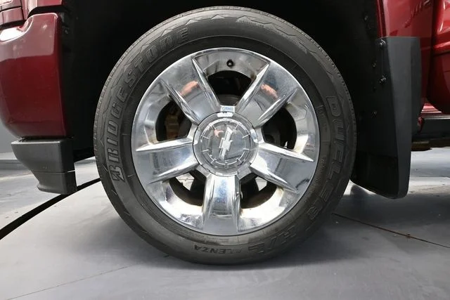 Used 2016 Red Chevrolet LT image 16