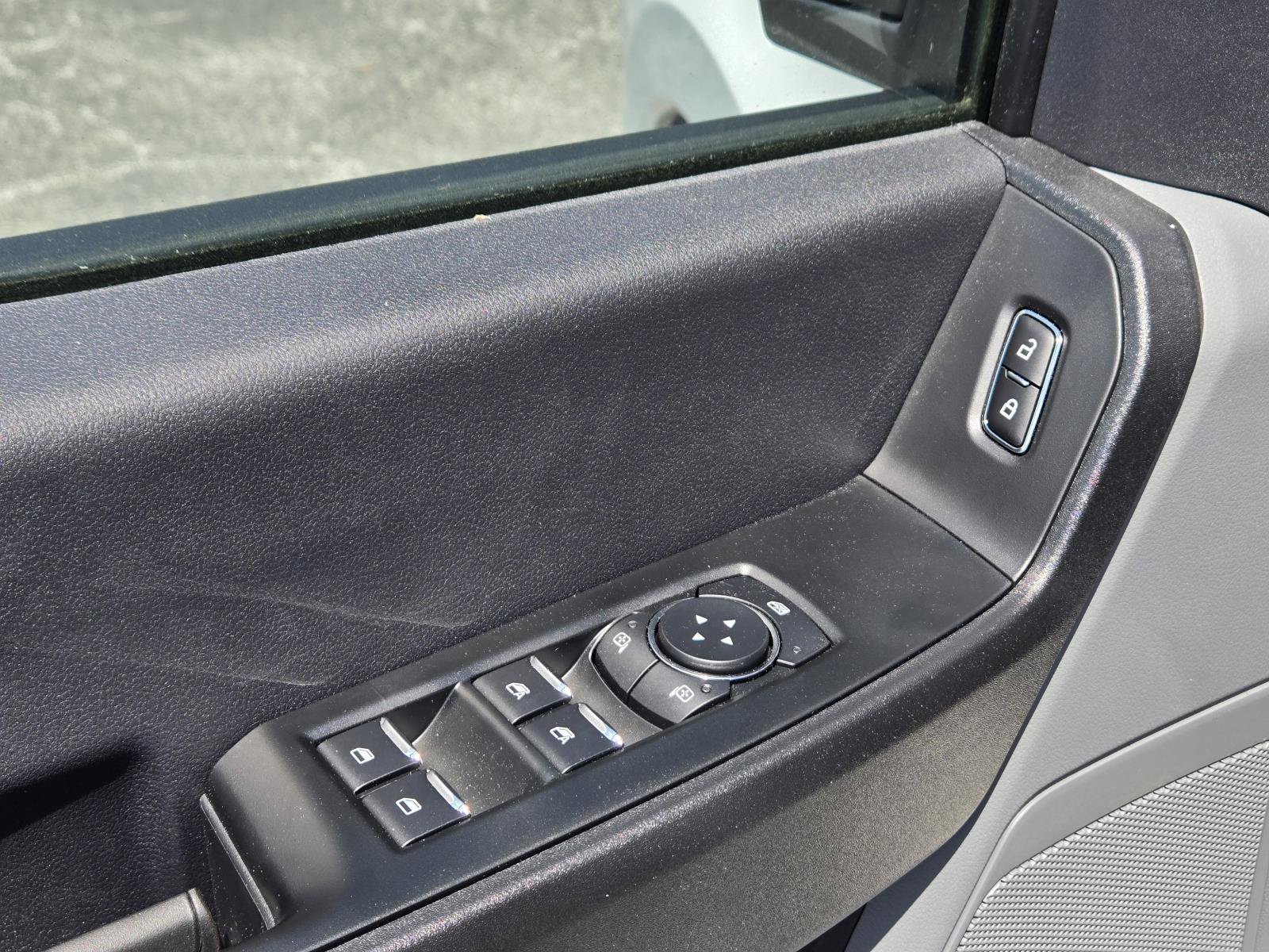 New 2026 Oxford White FORD F-350® XL image 15