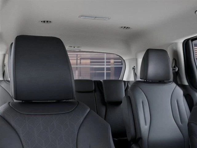 New 2027 Ivory Silver Kia EX image 27