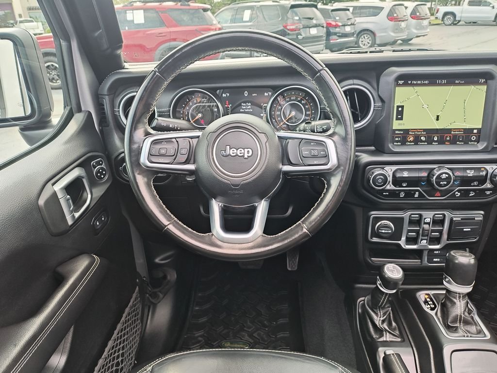 Used 2021 Silver Jeep Unlimited Sahara image 16
