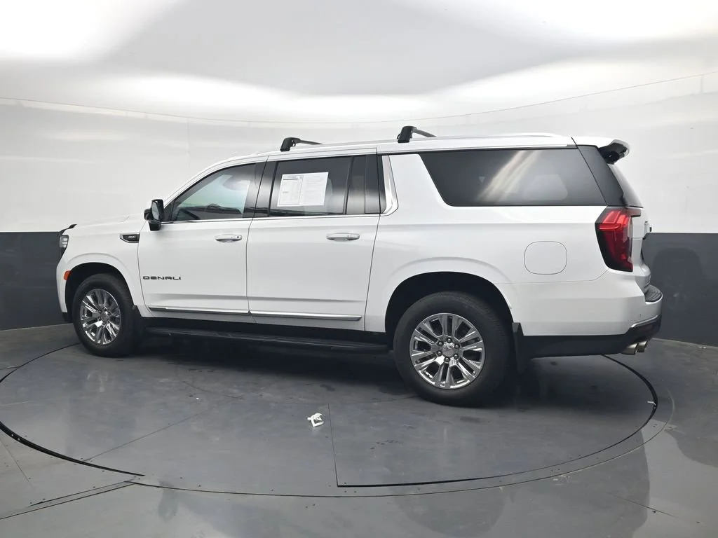 Used 2021 White GMC Denali image 8