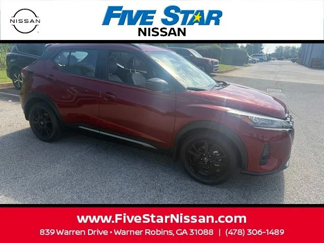Used 2023 Red Nissan SR image 5