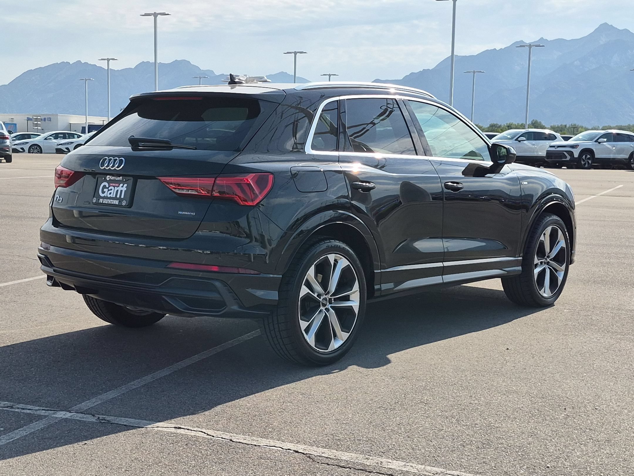 Used 2020 Black Metallic Audi S line Prestige image 3