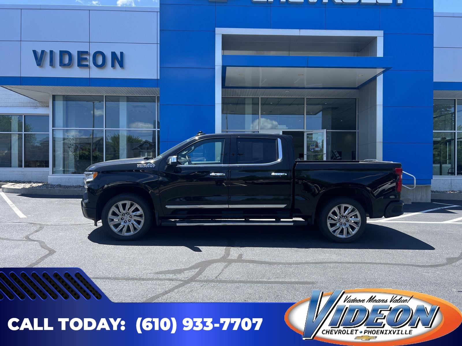 Used 2023 Black Chevrolet High Country image 1