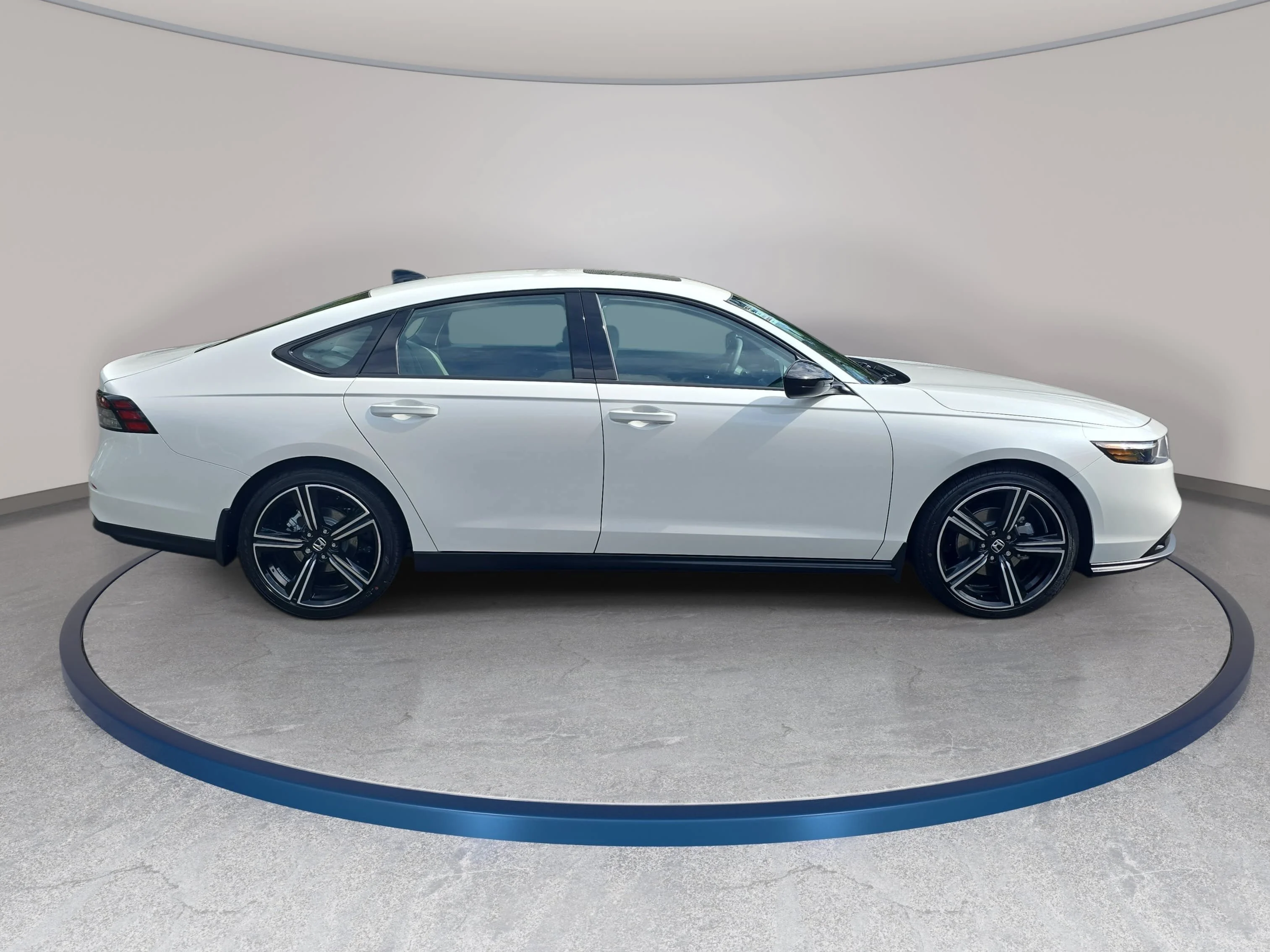 New 2026 Platinum White Pearl Honda SE image 4