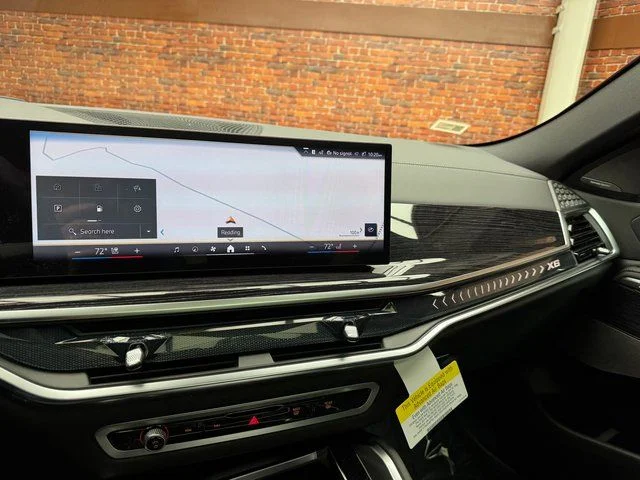 Used 2026 Red BMW xDrive40i image 17