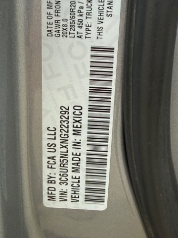 Used 2022 Billet Silver Metallic Clearcoat Ram Laramie image 23
