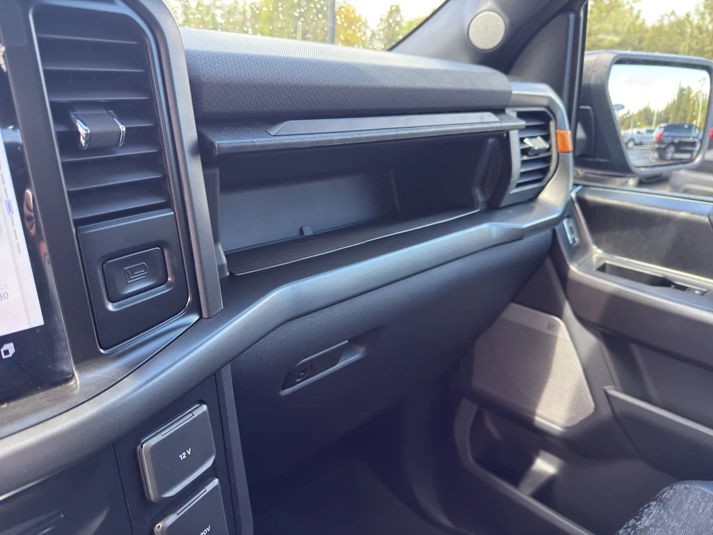 New 2026 Antimatter Blue Metallic Ford Tremor image 29